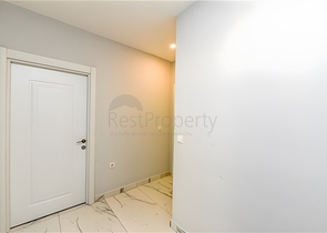 Квартира планировки 2+1 с отдельной кухней в новом доме 