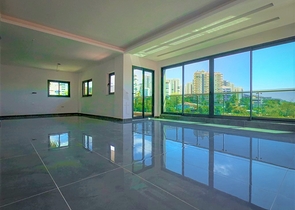 Большая вилла 4+2 в знаменитом районе Махмутлар