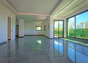 Большая вилла 4+2 в знаменитом районе Махмутлар