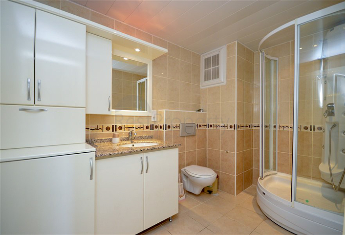 Просторная квартира 3+1 в районе Тосмур