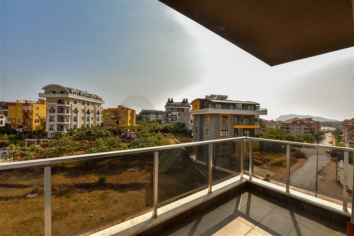 Просторная квартира в районе Оба