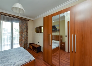 Меблированная квартира 2+1 в комплексе на первой береговой линии в центре Алании