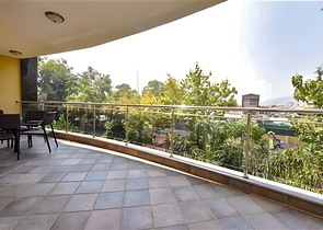 Меблированная квартира 2+1 в комплексе на первой береговой линии в центре Алании