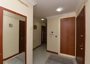 Меблированная квартира 2+1 в комплексе на первой береговой линии в центре Алании