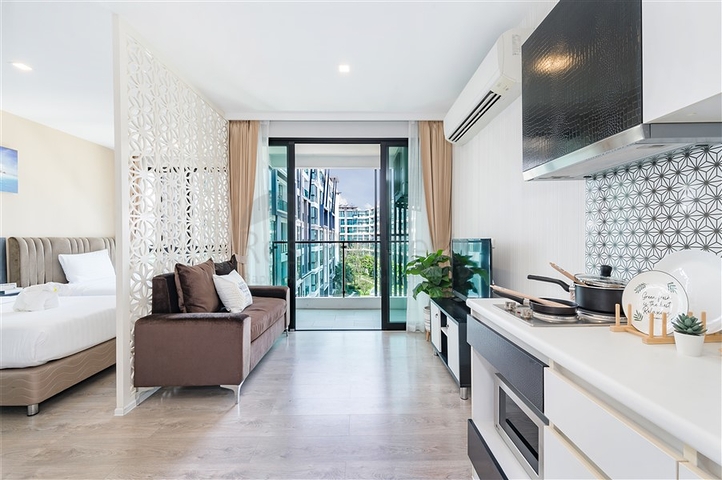 Жилой комплекс в 200 метрах от пляжа Наянг