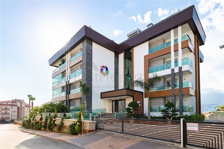 Просторная квартира 2+1 в района Оба