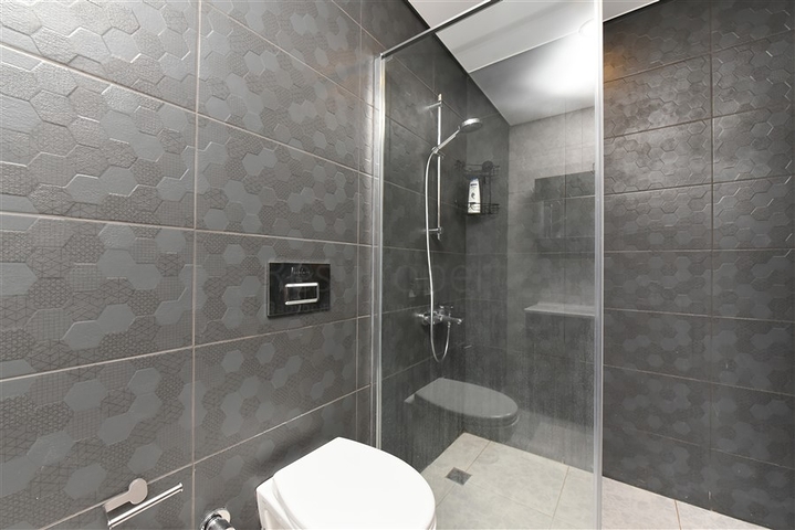 Большая квартира в аренду в комплексе с отельной инфраструктурой в районе Махмутлар! 