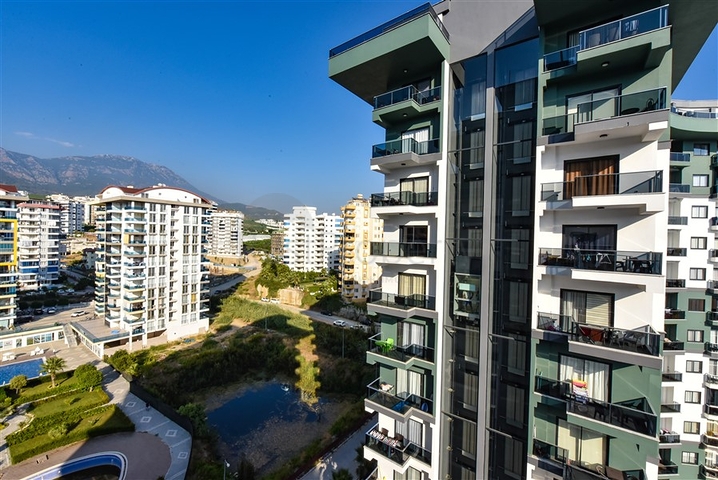 Большая квартира в аренду в комплексе с отельной инфраструктурой в районе Махмутлар! 