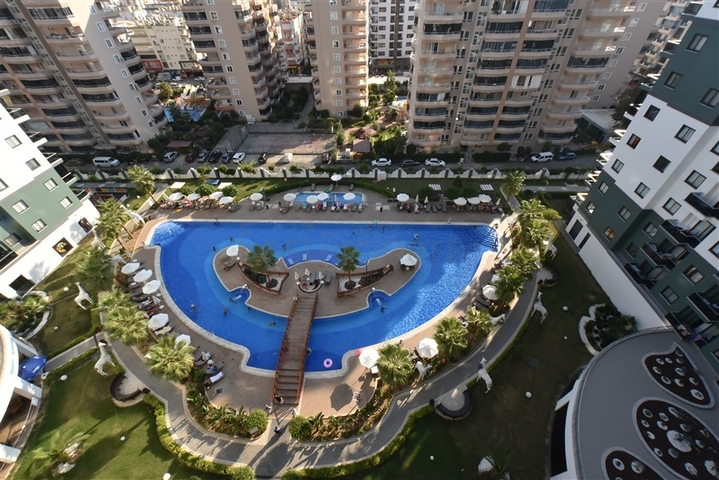 Большая квартира в аренду в комплексе с отельной инфраструктурой в районе Махмутлар! 