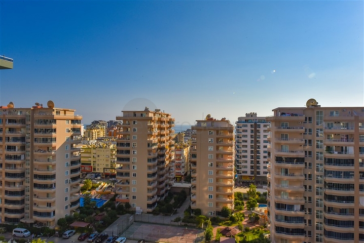 Большая квартира в аренду в комплексе с отельной инфраструктурой в районе Махмутлар! 