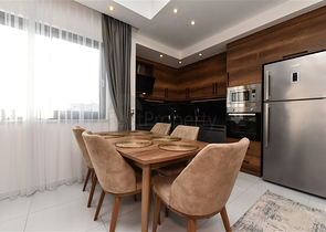 Большая квартира в аренду в комплексе с отельной инфраструктурой в районе Махмутлар! 