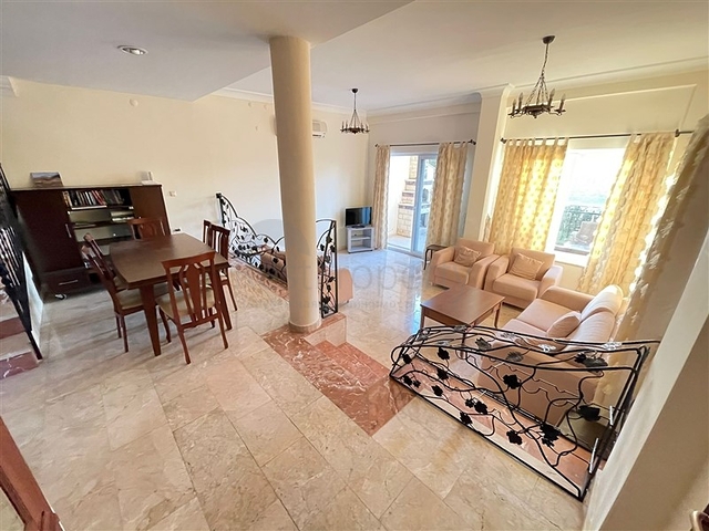 Вилла планировкой 3+1 в элитном районе Каргыджак с панорамным видом на море