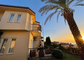 Вилла планировкой 3+1 в элитном районе Каргыджак с панорамным видом на море