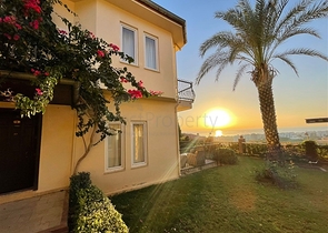 Вилла планировкой 3+1 в элитном районе Каргыджак с панорамным видом на море