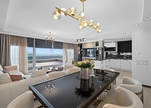 Пентхаус 4+1 с дизайнерским ремонтом и шикарным видом на море