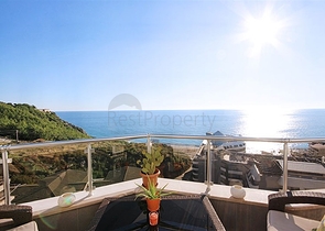 Пентхаус 4+1 с дизайнерским ремонтом и шикарным видом на море