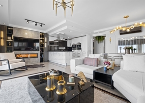 Пентхаус 4+1 с дизайнерским ремонтом и шикарным видом на море