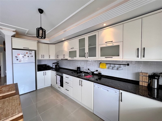 Шикарный пентхаус в популярном районе Оба рядом с морем