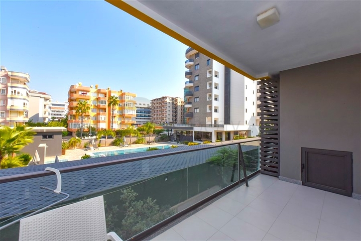 Квартира 1+1 популярном районе Оба в 100 метрах от моря