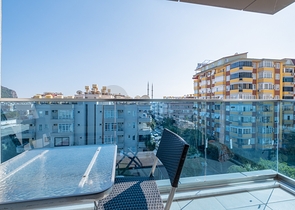 Двухкомнатная уютная квартира в удачной локации в районе Клеопатра