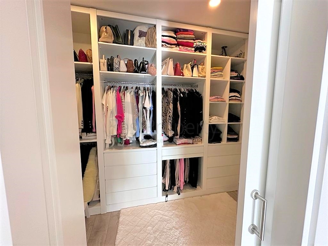 Просторный пентхаус с прекрасным видом на море в самом центре Алании 