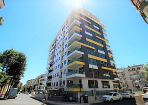 Просторный пентхаус с прекрасным видом на море в самом центре Алании 