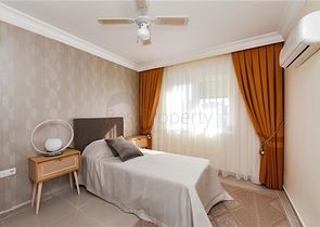 Просторная квартира у моря планировкой 2+1 в центральном районе Оба