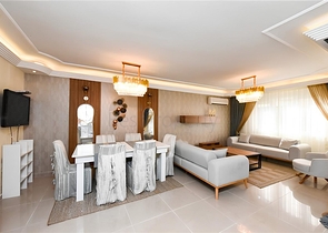 Просторная квартира у моря планировкой 2+1 в центральном районе Оба