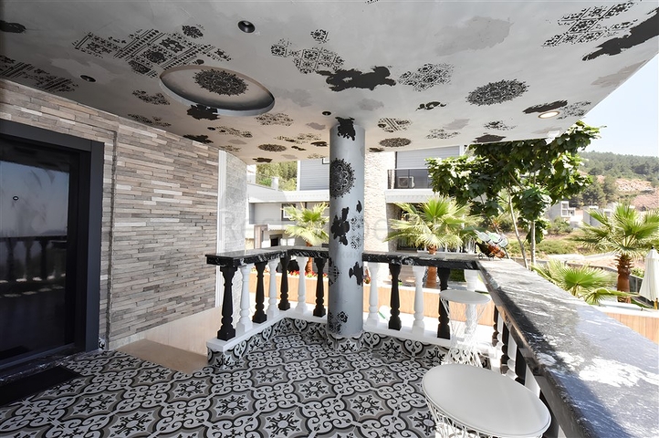 Меблированная вилла 3+2 в районе Бекташ