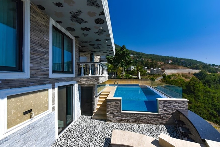 Меблированная вилла 3+2 в районе Бекташ