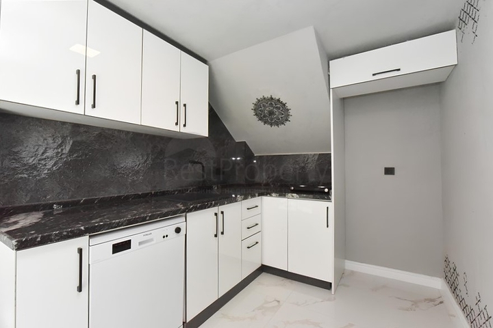 Меблированная вилла 3+2 в районе Бекташ