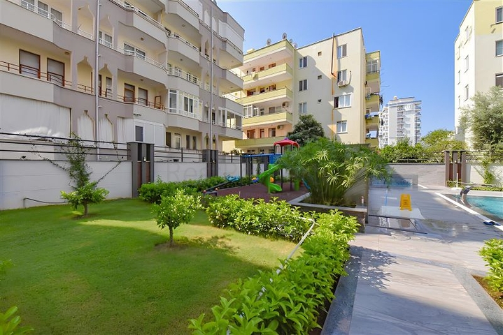 Двухкомнатная квартира в 500 метрах от моря