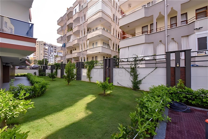 Двухкомнатная квартира в 500 метрах от моря