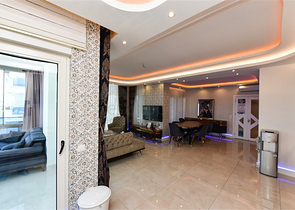 Роскошный пентхаус 4+1 в популярном районе Махмутлар