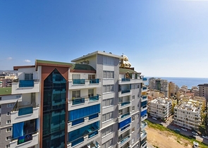 Роскошный пентхаус 4+1 в популярном районе Махмутлар