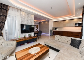 Роскошный пентхаус 4+1 в популярном районе Махмутлар