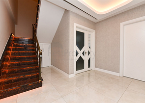 Роскошный пентхаус 4+1 в популярном районе Махмутлар