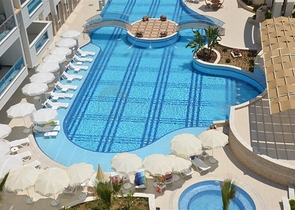 Квартира планировкой 2+1 в районе Махмутлар 