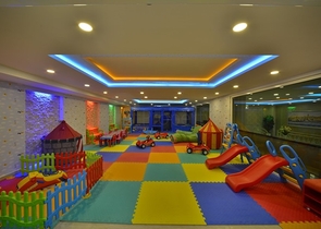 Квартира планировкой 2+1 в районе Махмутлар 