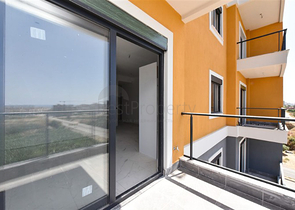 Квартира 1+1 в новом доме в районе Махмутлар