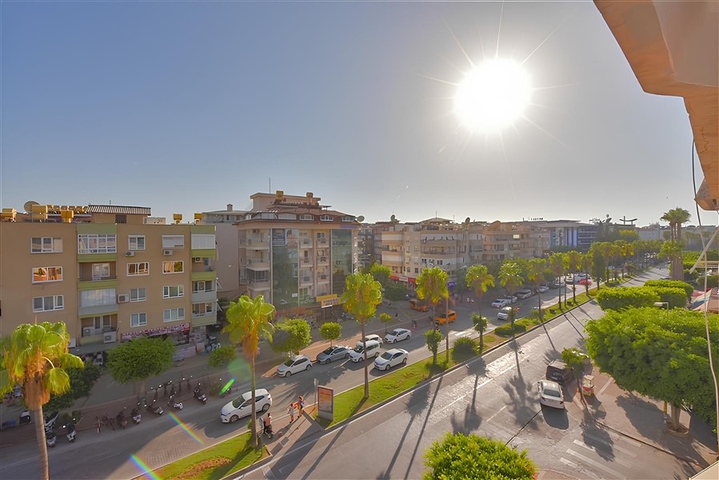 Просторная квартира центр Алании, пляж Клеопатр