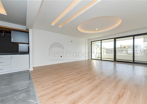 Просторная квартира центр Алании, пляж Клеопатр