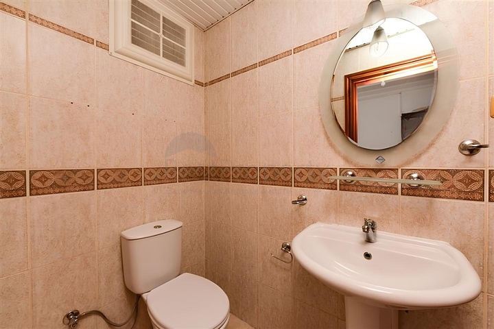 Просторная квартира 3+1 в центре Аланьи