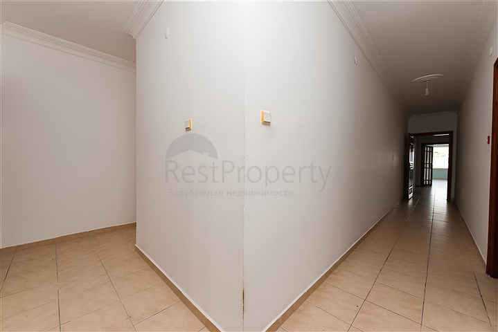 Просторная квартира 3+1 в центре Аланьи