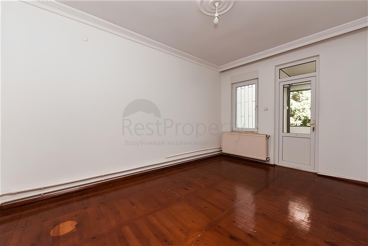 Просторная квартира 3+1 в центре Аланьи