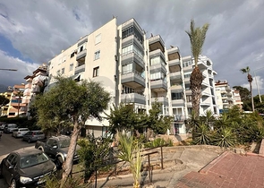 Просторная квартира 3+1 в центре Аланьи