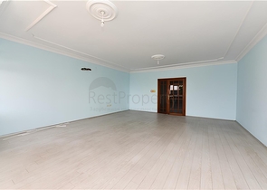 Просторная квартира 3+1 в центре Аланьи