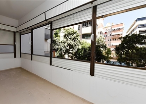 Просторная квартира 3+1 в центре Аланьи