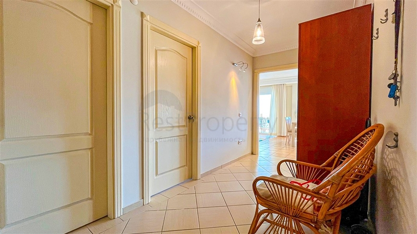 Квартира в открытом под ВНЖ районе в 600 метрах до моря