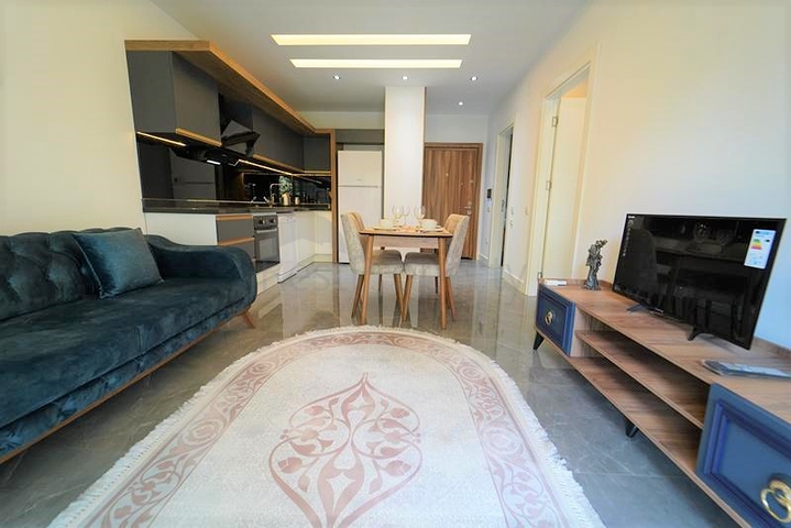 Квартира 1+1 в центре Алании на расстоянии 100 метров до моря 